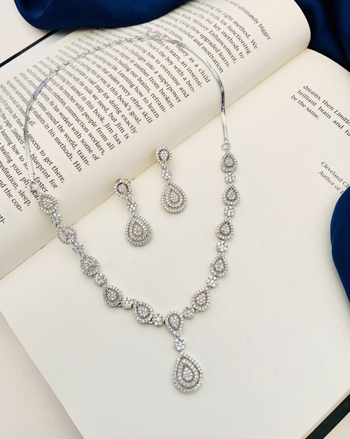 Graceful Silver Plated American Diamond Necklace Set