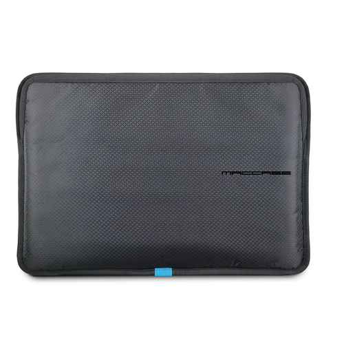 MacCase Sustainable Horizontal MacBook Sleeve 