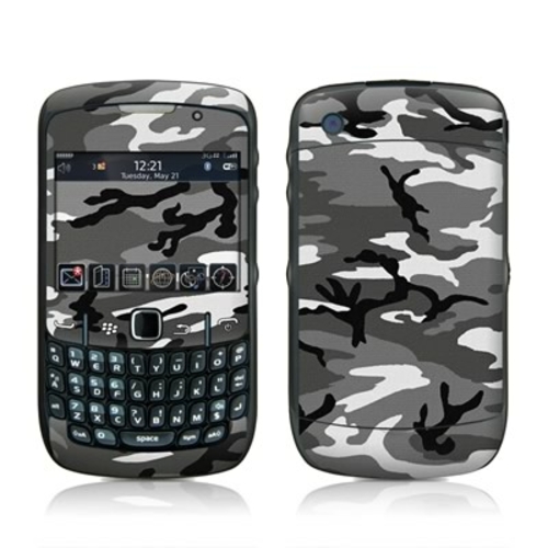 DecalGirl BBC5-UCAMO BlackBerry Curve 8500 Skin - Urban Camo