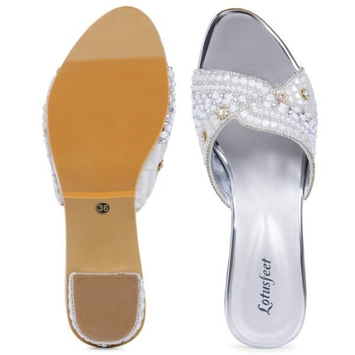 Women mid Sole Embroidred Wedges