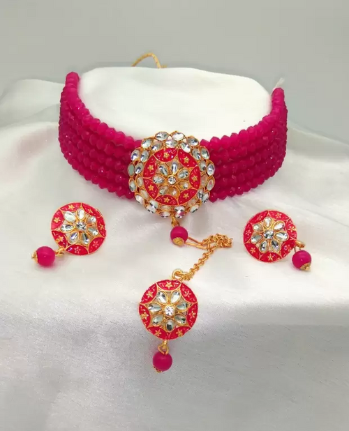 Alloy Gold-plated Artificial Necklace, Earring & Maang Tikka Set Pink