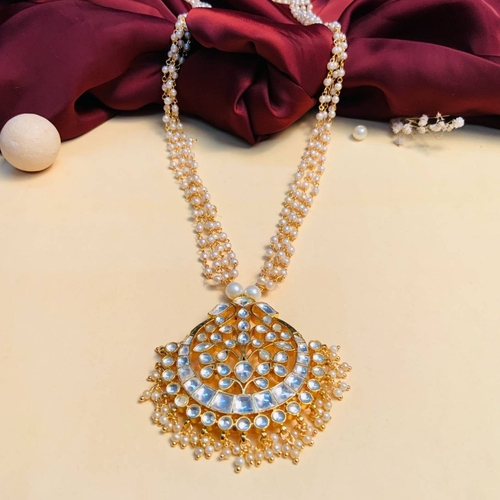 Aesthetic Gold Plated Pachi Kundan Long Pearl Mala