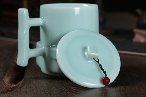 Creative Beautiful Longquan Celadon Mug