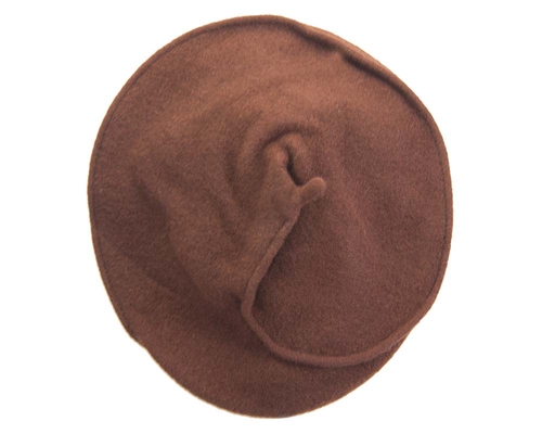 Stylish brown winter french beret