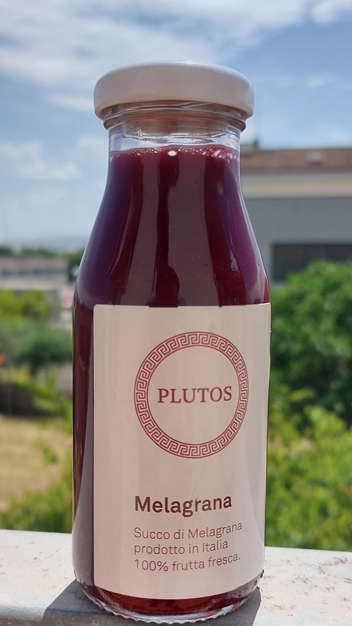 100% fresh-squeezed Italian Pomegranate Juice Plutos