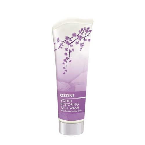 Youth Restoring Face Wash Enriched With Licorice, Wheat & Centella