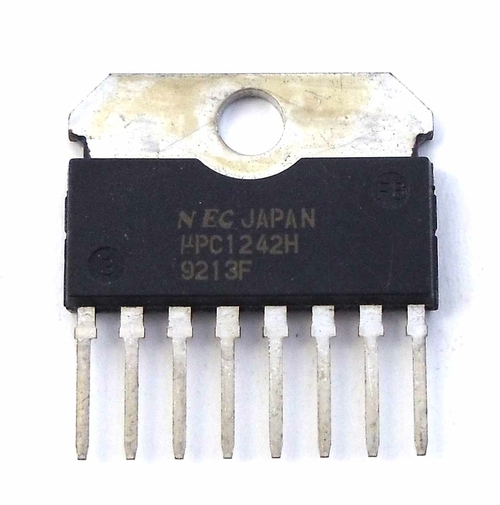 Uniden UPC1242 Linear IC - 4 x 4 x 4 in.