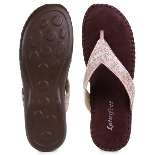 Women Brown Sole Pink Thong Flats