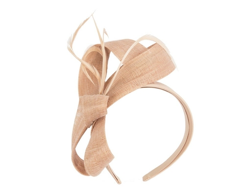 Nude abaca loops and feathers racing fascinator