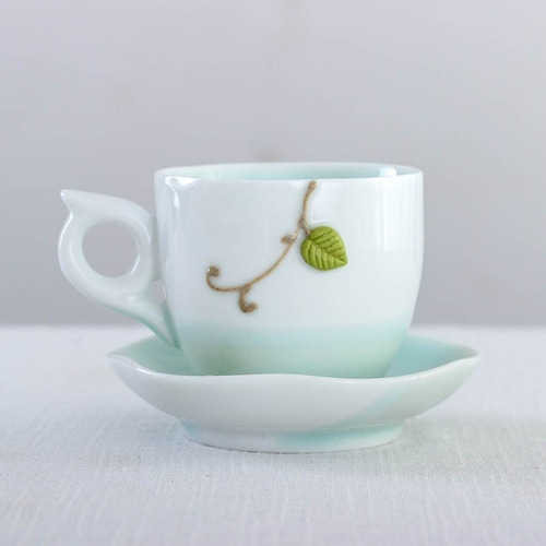 Creative Small Green Leave Ceramic Mug