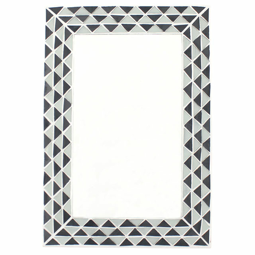 Triangle Pattern Monochrome Mirror