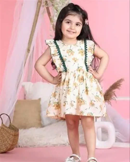 Cute Cotton Knee-Length Frock: Stylish Casual Wear for Girls.