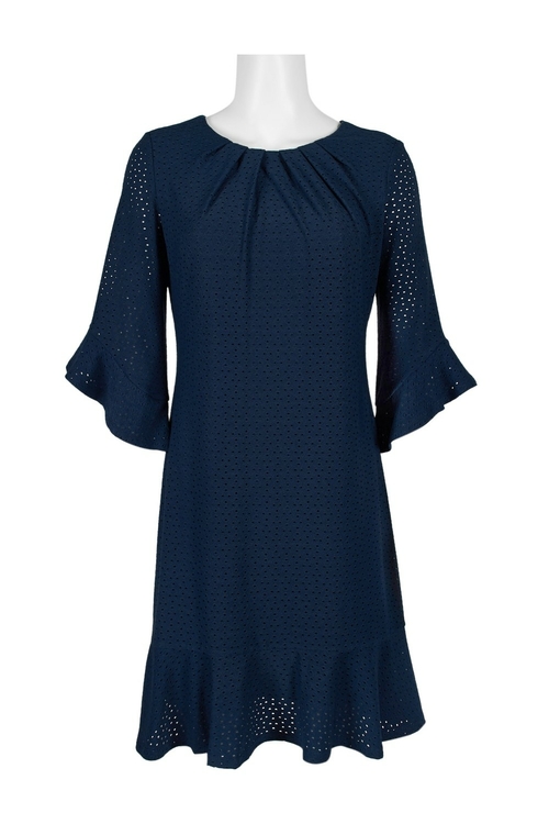 London Times Pleated Crew Neck 3/4 Sleeve Keyhole Zipper Back FLutter