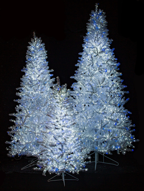 Autograph Foliages C-180628 9 ft. Park Avenue Tree with LED Lights&#44