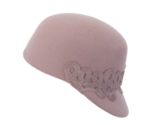 Large dusty pink felt cap