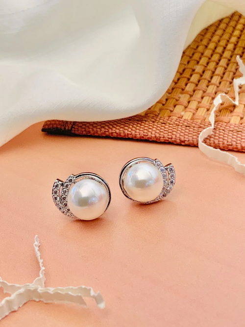 Precious Rosegold Plated Pearl Studs Earring