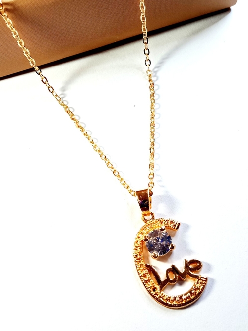 Rose Gold Fashion Pretty Latest Designer Attractive Women Pendant Set
