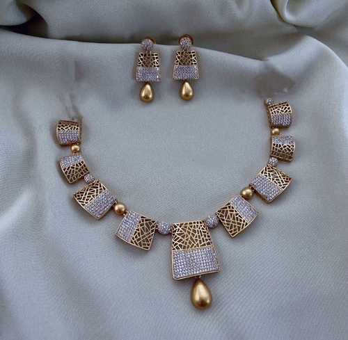 Gold plated cz matte finish necklace set Drop Gold Stone