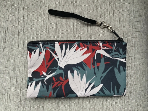 Main Black Bird of Paradise Clutch image