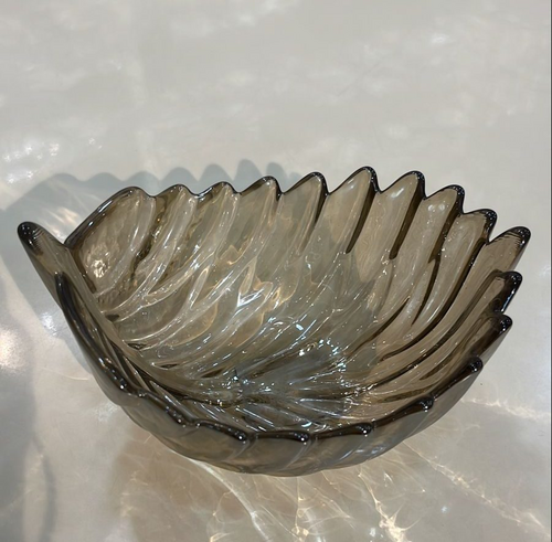 Glass Platter Leaf Design 
