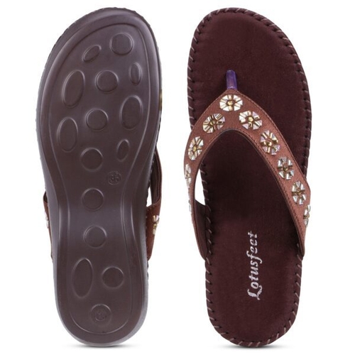 WOMEN EMBROIDRED MOTIF DESIGN FLATS-Dark Brown
