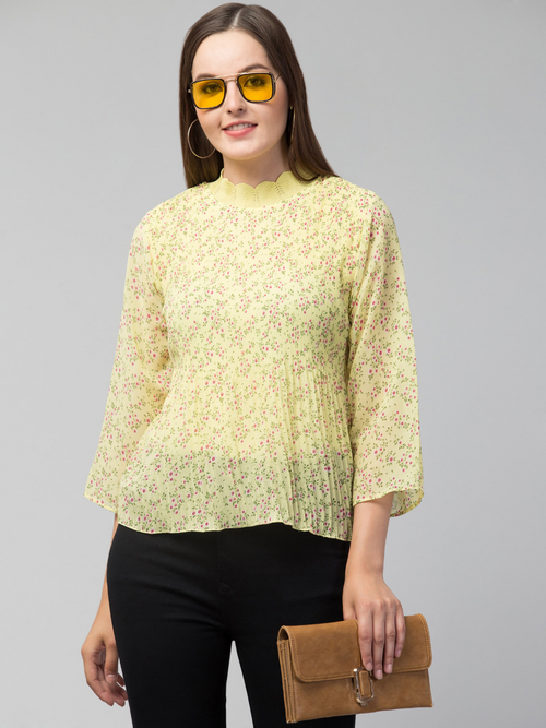 Women Pleated Ribbed Neck Floral Top (Color Yellow) (Size L)