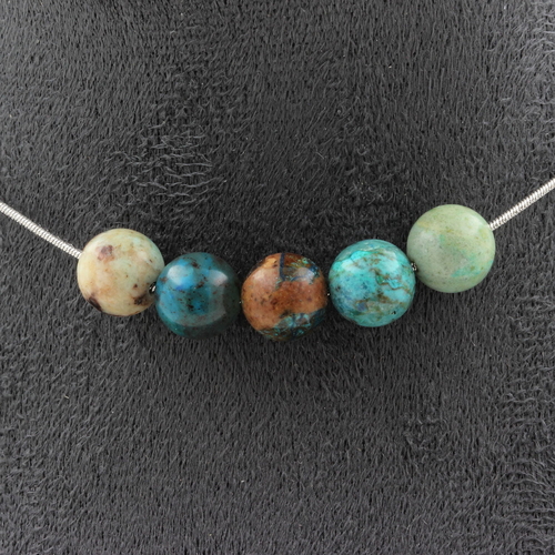 Chrysocolla from Namibia quality 7A 8 mm 5 beads necklace. 