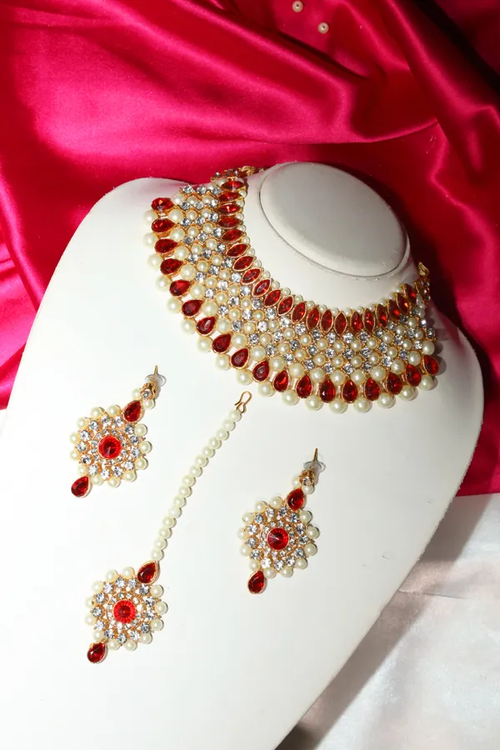 Red Premium Stylish Gold Plated Jewellery Set With Earring