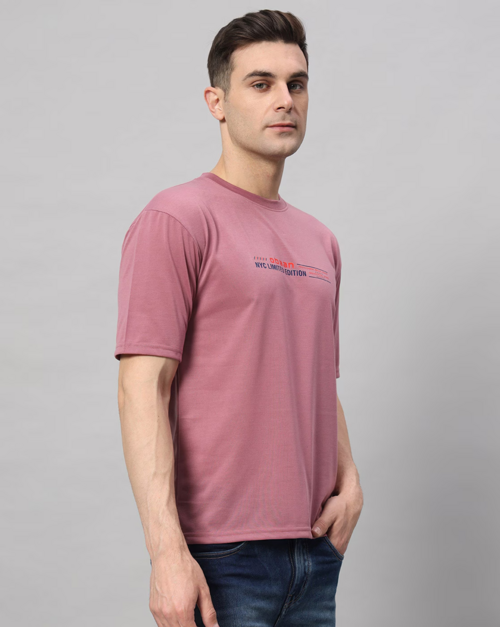 Men Typographic Print Regular Fit Round-Neck T-Shirt