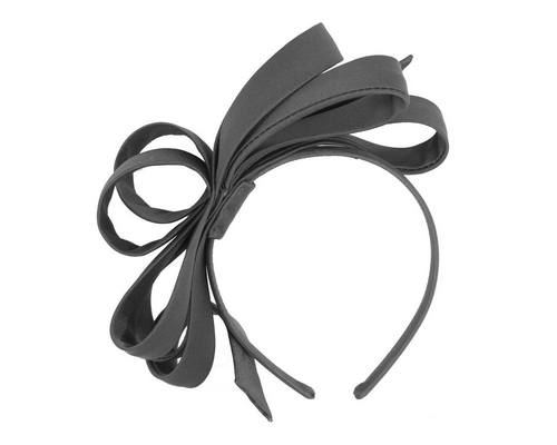 Black bow racing fascinator