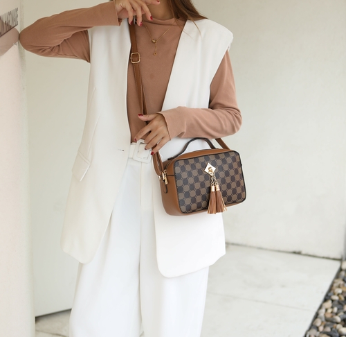 Bailey Crossbody Bag 