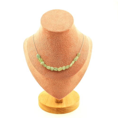 Green kyanite from Brazil 15 beads necklace.