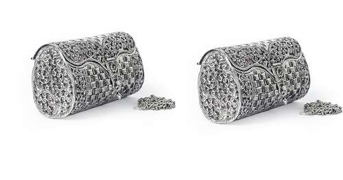 Ladies Clutch beutiful matt desighns situable for any dress tops suits