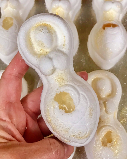 Golden Spiral Goddess Citrine Crystal Bath Bomb