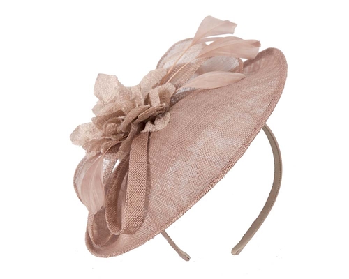 Taupe nude sinamay fascinator