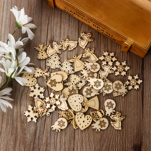 50Pcs Christmas Carve Natural Wood Chip Ornaments