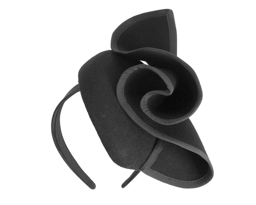 Black felt winter racing pillbox fascinator