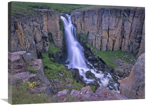 Global Gallery GCS-396422-2432-142 24 x 32 in. North Clear Creek Falls