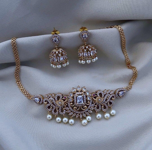 Gold plated cz matte finish necklace set Drop white pearl
