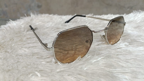 Uv Protection Ultra Lightweight Rectangular Polarized Sunglasses-Brown