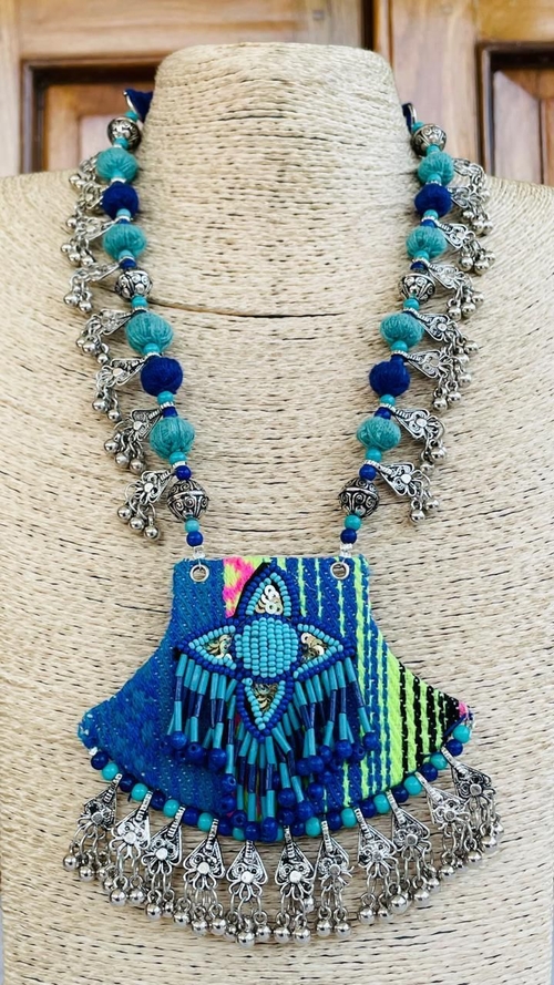 Silver Hancrafted Necklace Set Ethnic Traditonal Choker