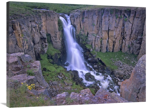 Global Gallery GCS-396422-3040-142 30 x 40 in. North Clear Creek Falls