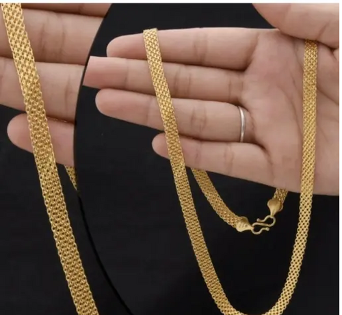 1 GARM GOLD CHAIN GIRLS AND WOMEN & MEN. FREE