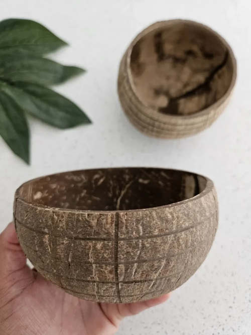 QToys Australia (USA) Check Pattern Coconut Bowl