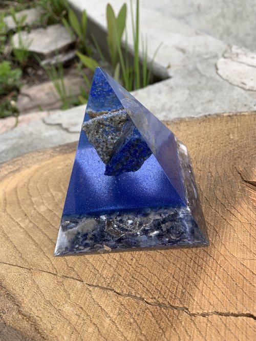 CHAKRA-THIRD EYE Orgone Pyramid