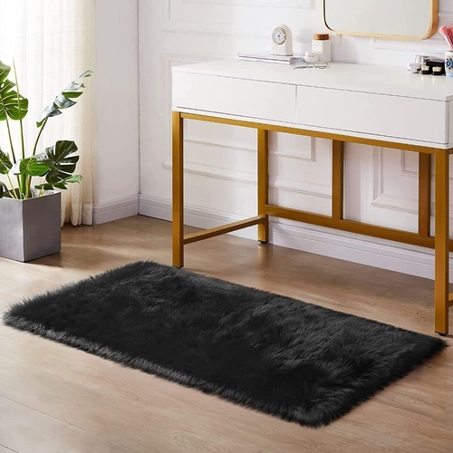 CottonFry Faux Long Pile Fluffy Fur Rugs Bedroom Furry Carpet