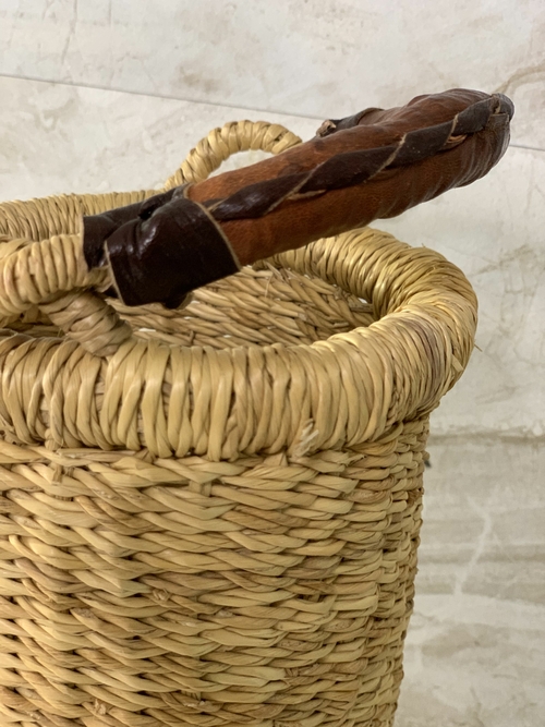 Sonder & Holliday - The Astoria Vase / Wine Holder