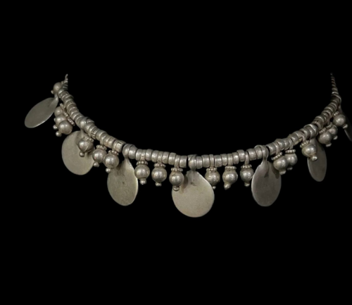 Silver Patti & Beads Choker