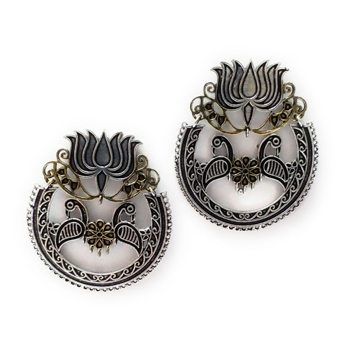 Generic Women's Brass Earrings (Golden, free Size)