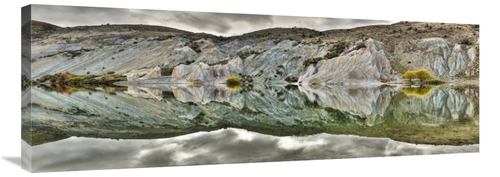 Global Gallery GCS-397764-40-142 40 in. Reflection on Blue Lake, S